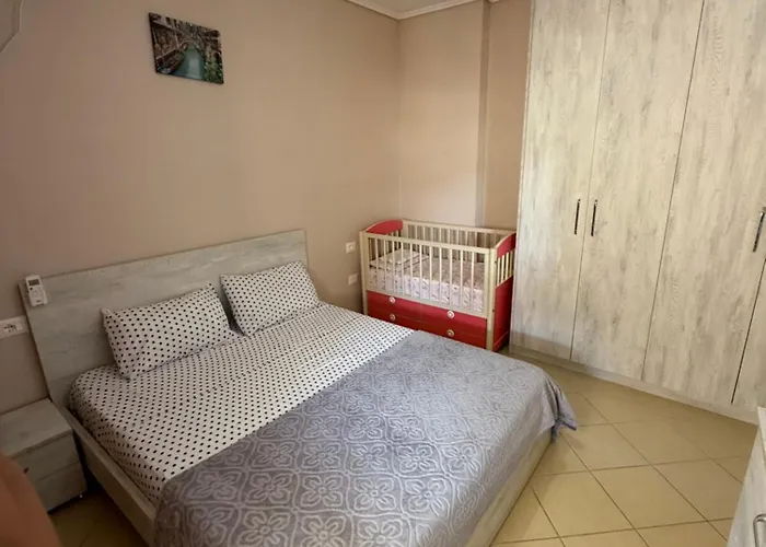 Apartment Family 3 *
